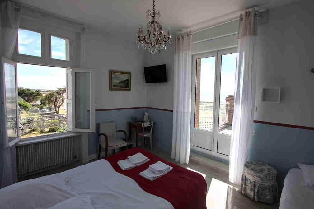 Villa Les Dunes Saint-Jean-le-Thomas Exteriör bild