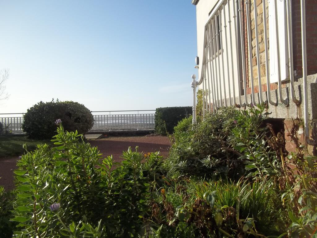 Villa Les Dunes Saint-Jean-le-Thomas Exteriör bild