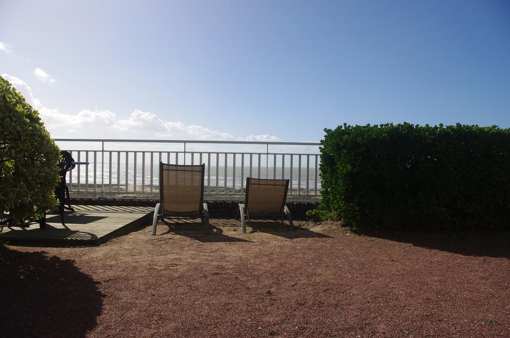 Villa Les Dunes Saint-Jean-le-Thomas Exteriör bild